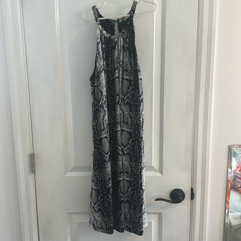 Brand NWT Nicole miller Snake print trapeze dress